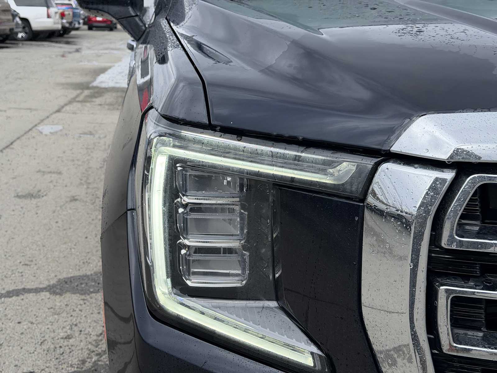 Thumbnail: 2023 GMC Yukon - 17