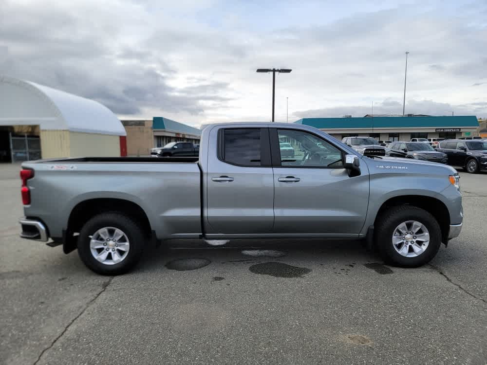 Thumbnail: 2026 Chevrolet Silverado 1500 - 6