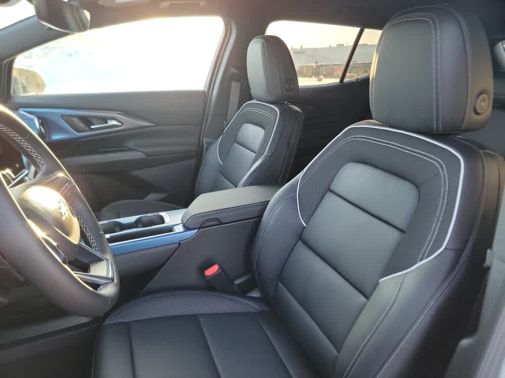 Thumbnail: 2026 Chevrolet Equinox - 12