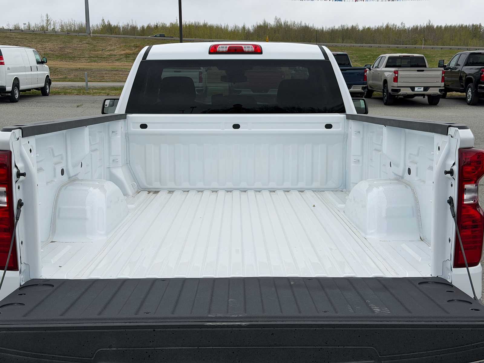 Thumbnail: 2026 Chevrolet Silverado 1500 - 18
