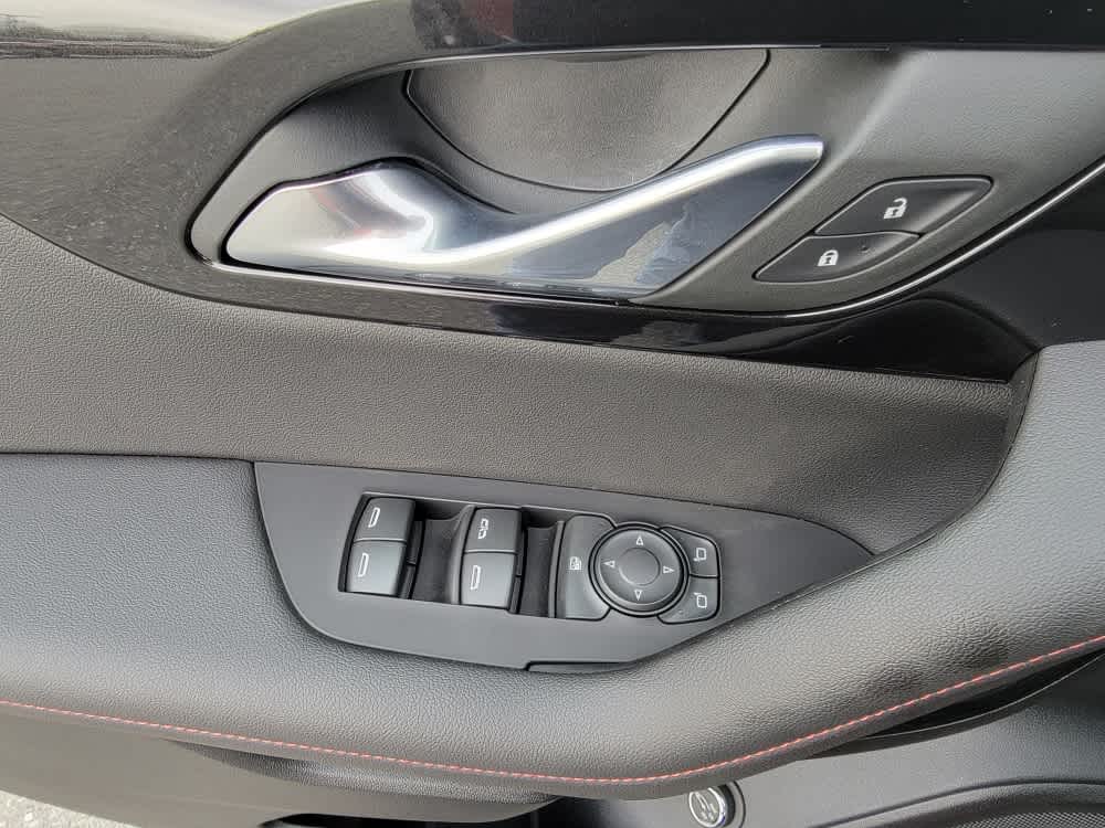 Thumbnail: 2025 Chevrolet Blazer - 10