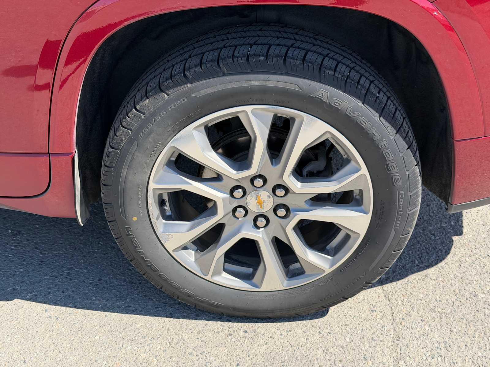 Thumbnail: 2019 Chevrolet Traverse - 27
