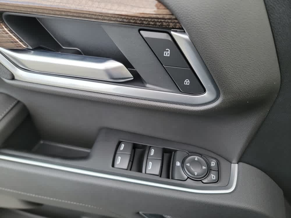 Thumbnail: 2026 Chevrolet Silverado 1500 - 10