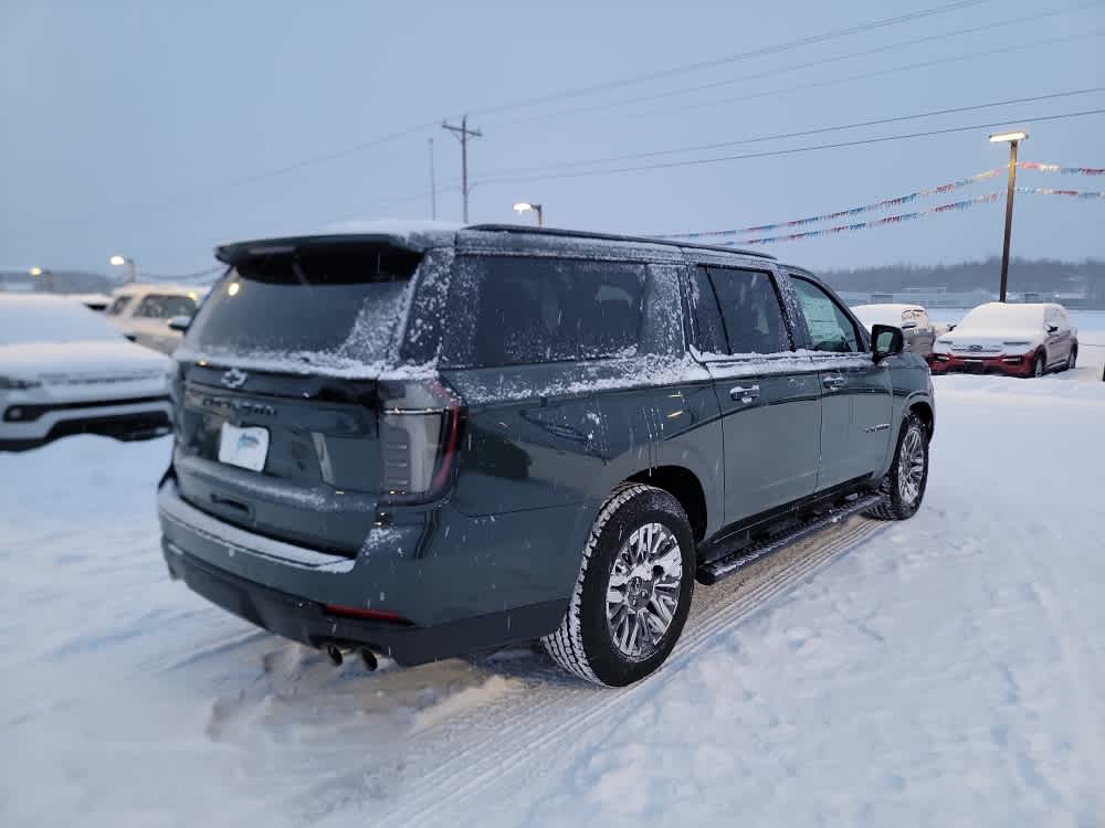 Thumbnail: 2026 Chevrolet Suburban - 5