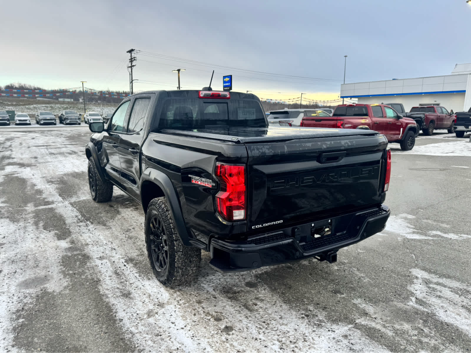 2025 Chevrolet Colorado Trail Boss photo 3