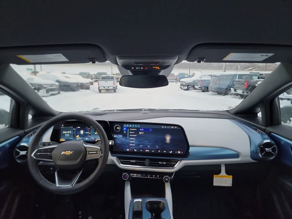 Thumbnail: 2026 Chevrolet Equinox - 24