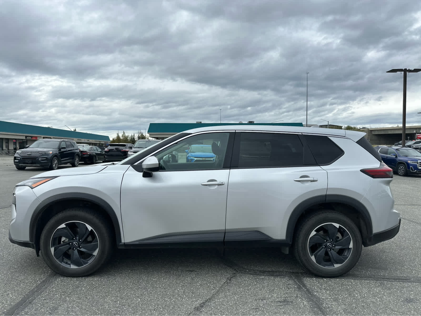 Thumbnail: 2024 Nissan Rogue - 4