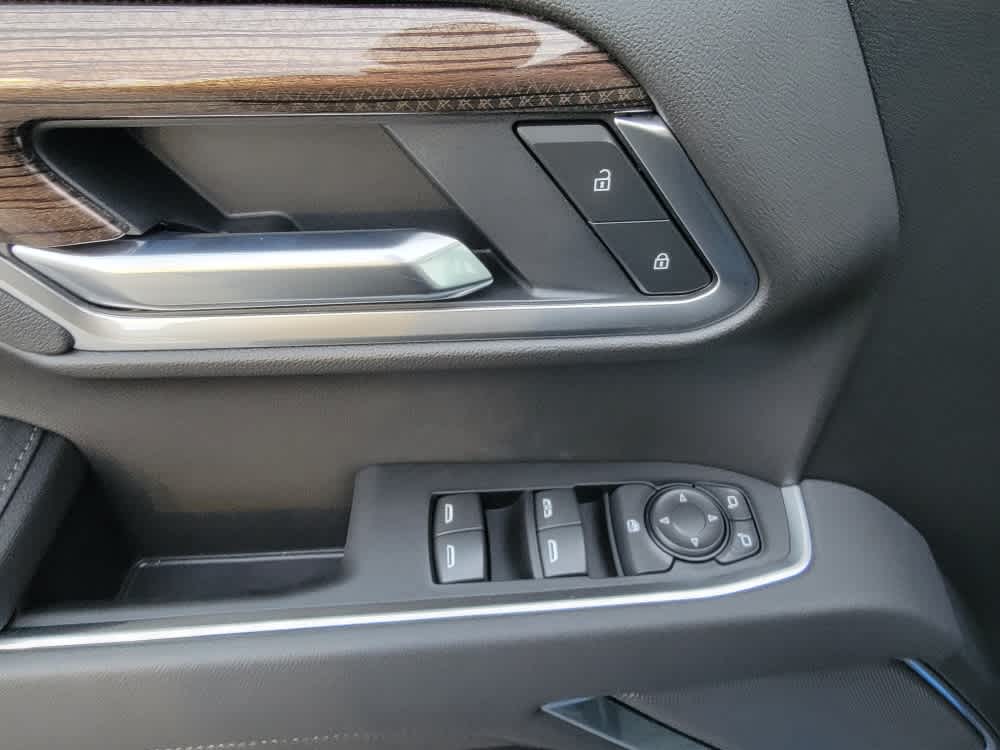 Thumbnail: 2026 Chevrolet Silverado 1500 - 10