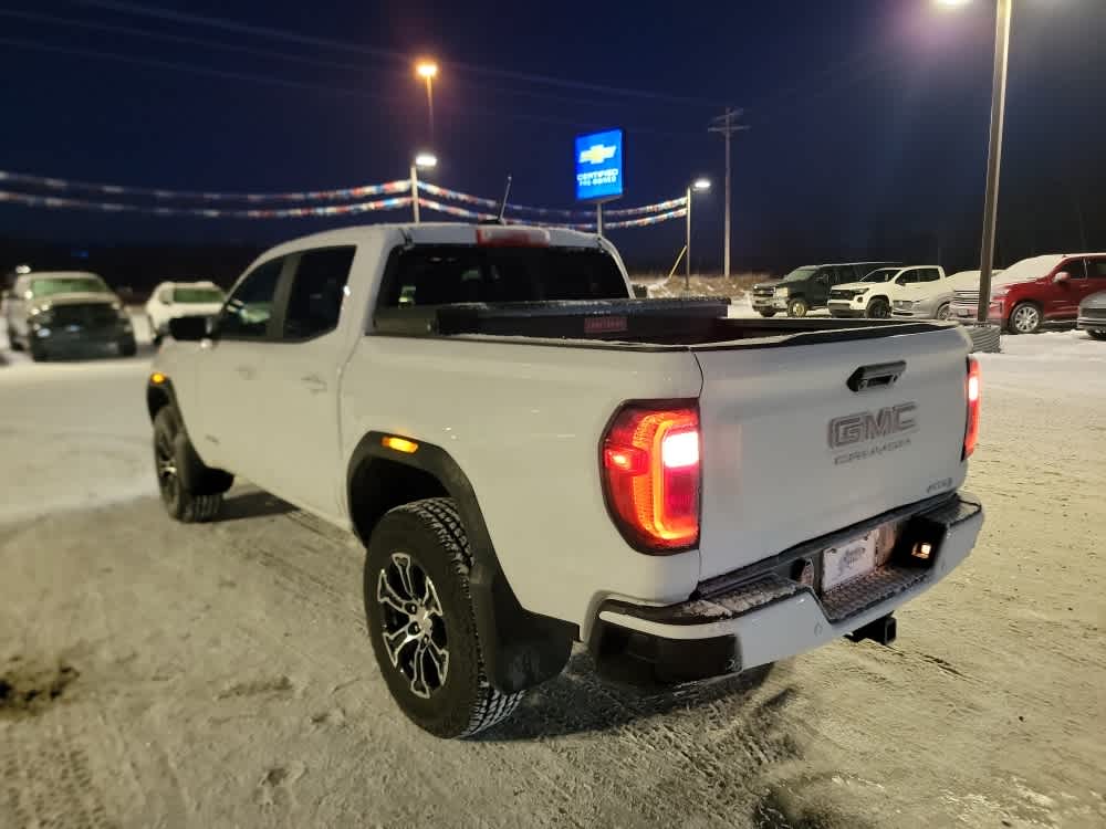 Thumbnail: 2025 GMC Canyon - 3