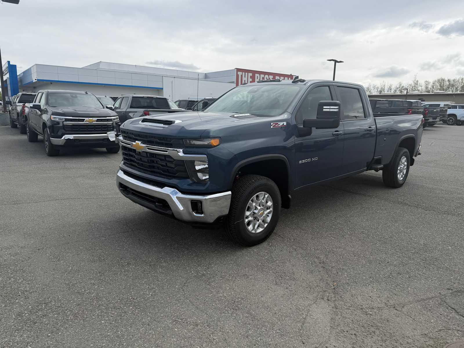 Thumbnail: 2026 Chevrolet Silverado 2500 - 9