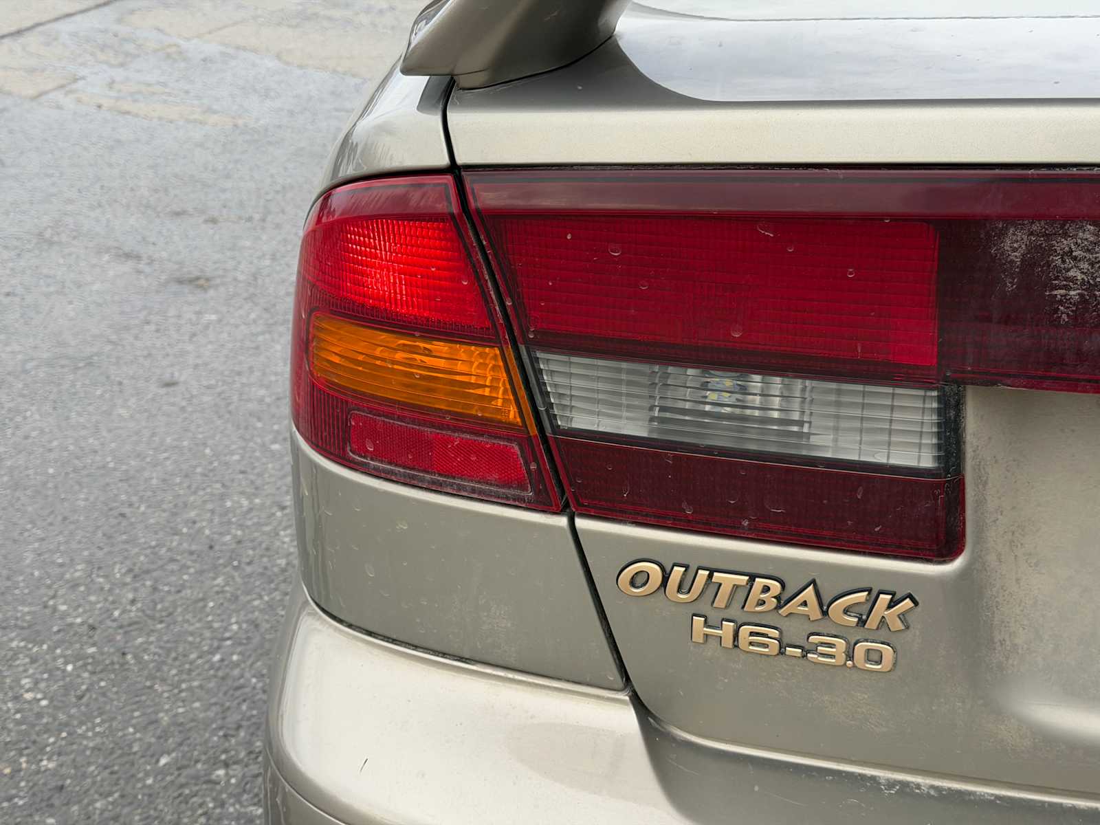 Thumbnail: 2003 Subaru Legacy - 21