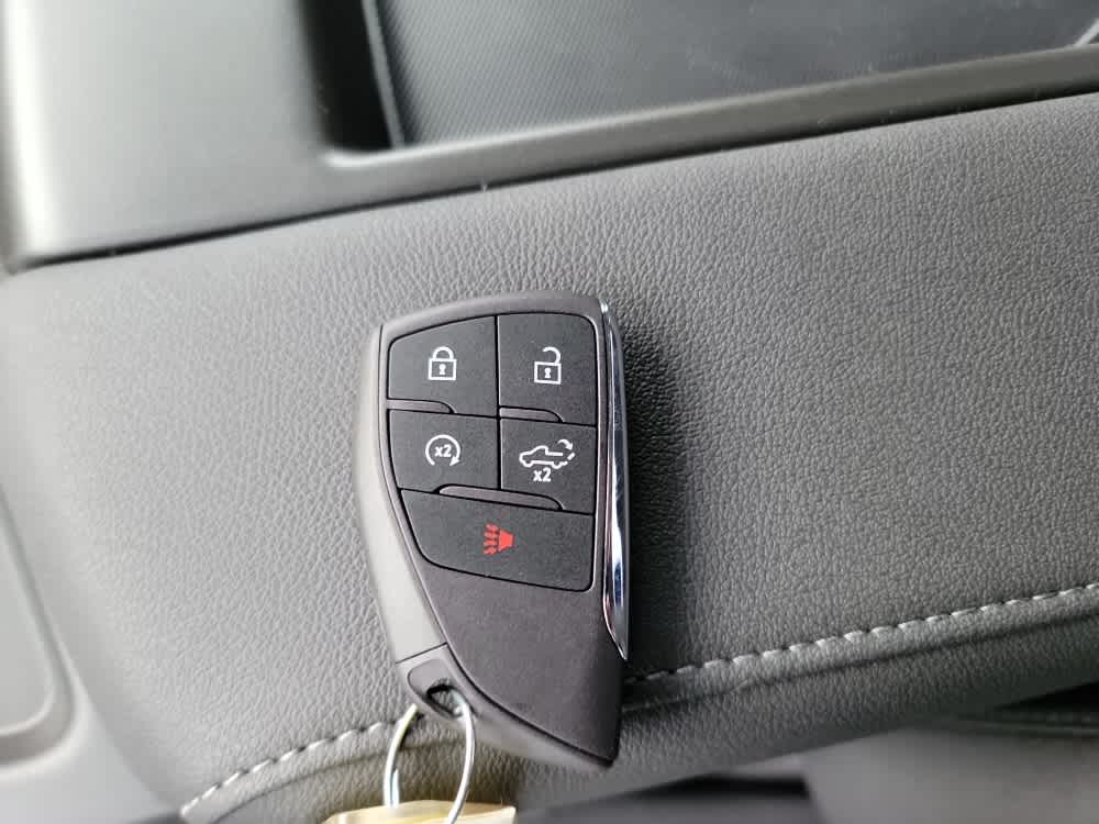 Thumbnail: 2026 Chevrolet Silverado 3500 - 22