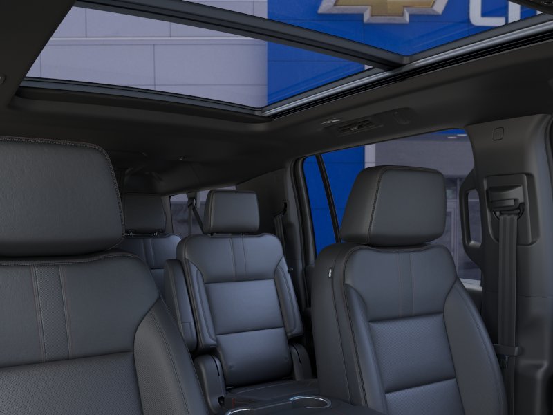 Thumbnail: 2026 Chevrolet Suburban - 24