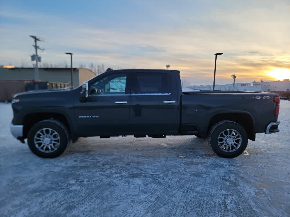 Thumbnail: 2026 Chevrolet Silverado 2500 - 2