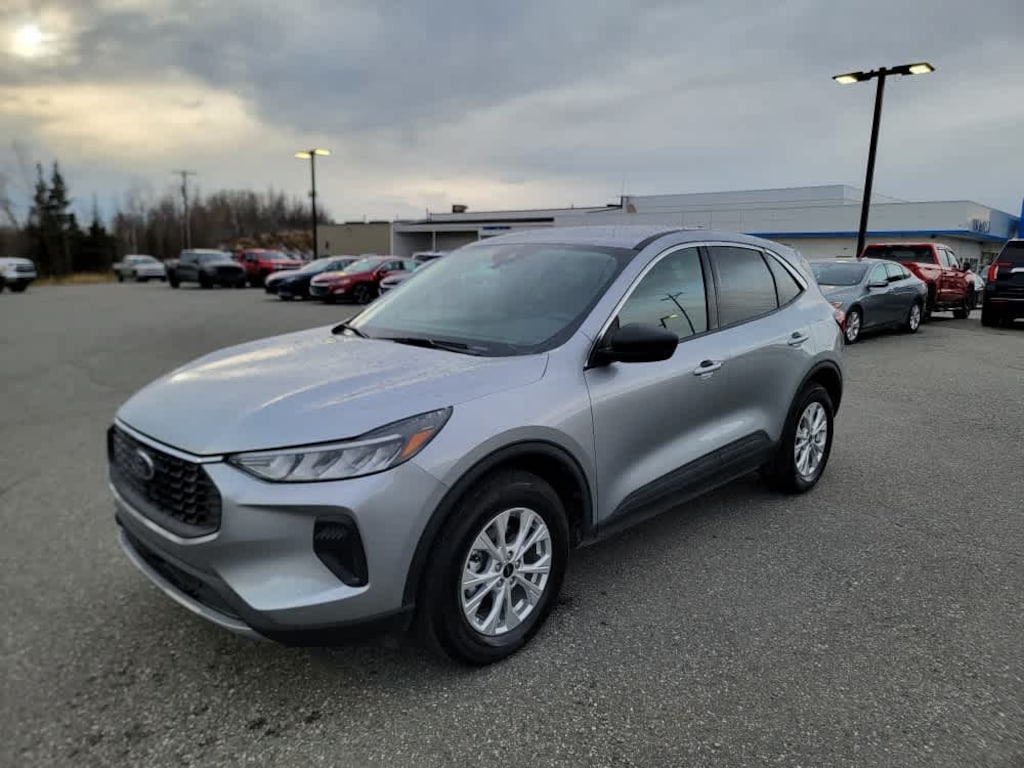 Used 2024 Ford Escape Active