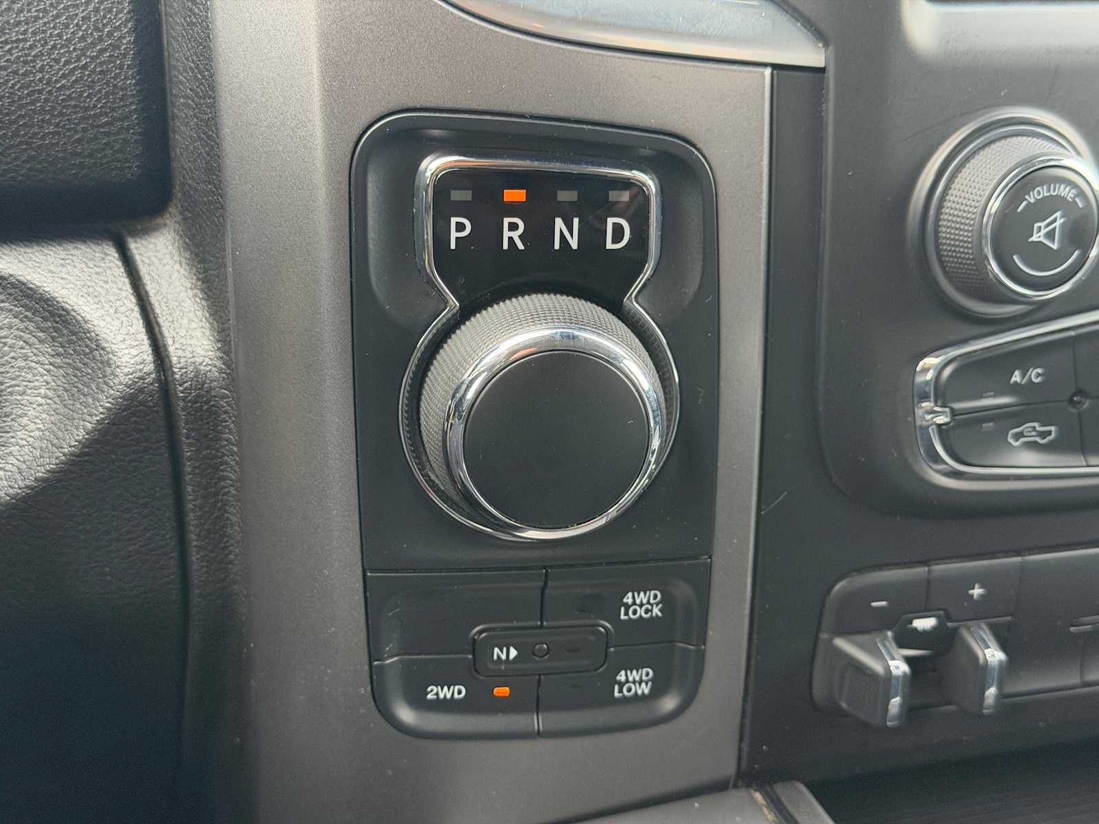 Thumbnail: 2022 RAM 1500 Classic - 5