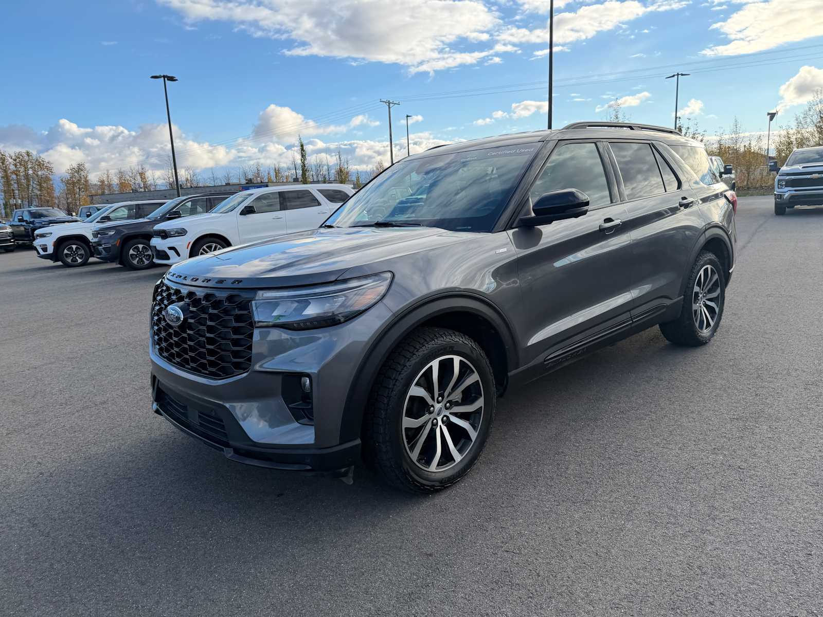 2025 Ford Explorer ST-Line - Image 9