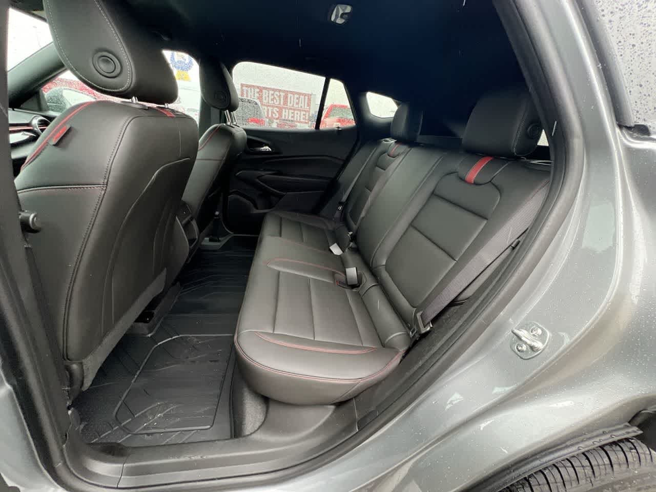 Thumbnail: 2025 Chevrolet Trax - 21