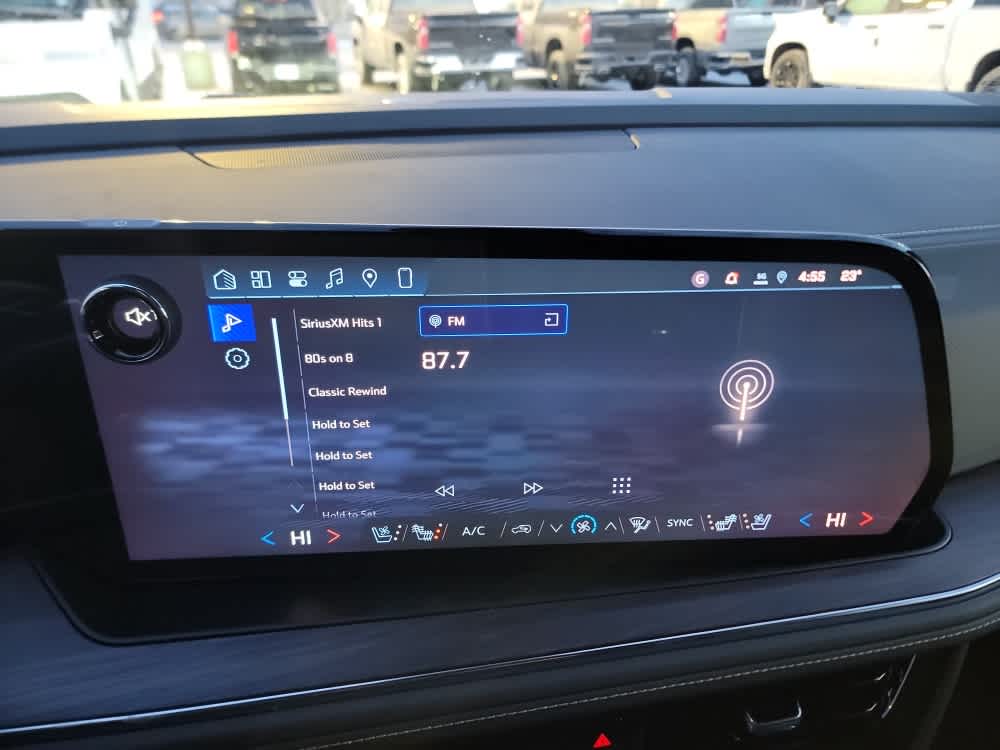 Thumbnail: 2026 Chevrolet Suburban - 17