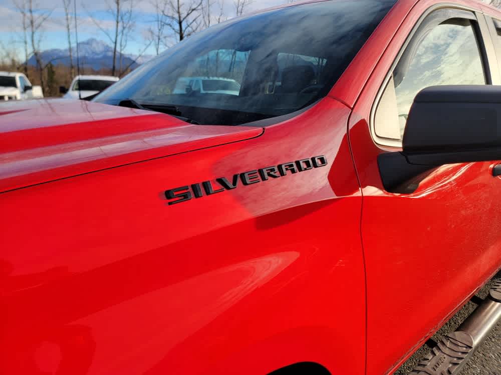 Thumbnail: 2022 Chevrolet Silverado 1500 - 23