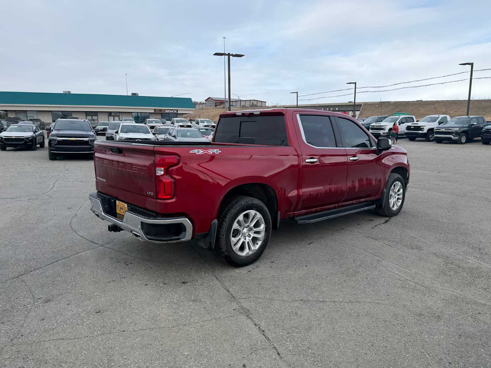 Thumbnail: 2023 Chevrolet Silverado 1500 - 6