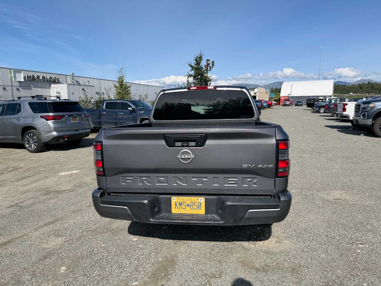 2024 Nissan Frontier SV - Image 8