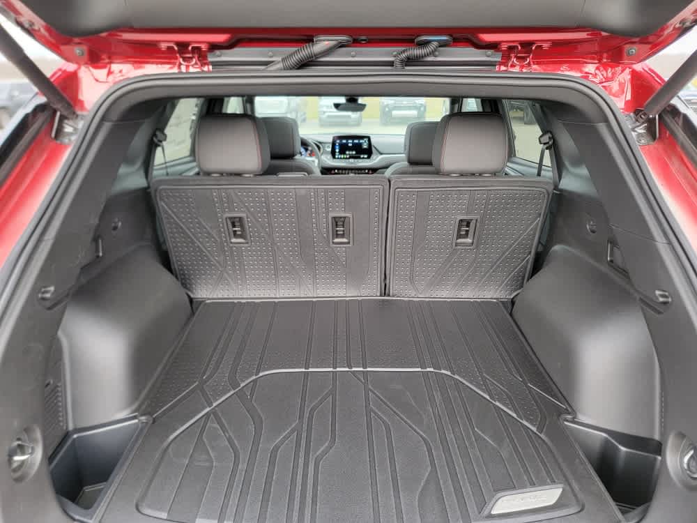 Thumbnail: 2025 Chevrolet Blazer - 21