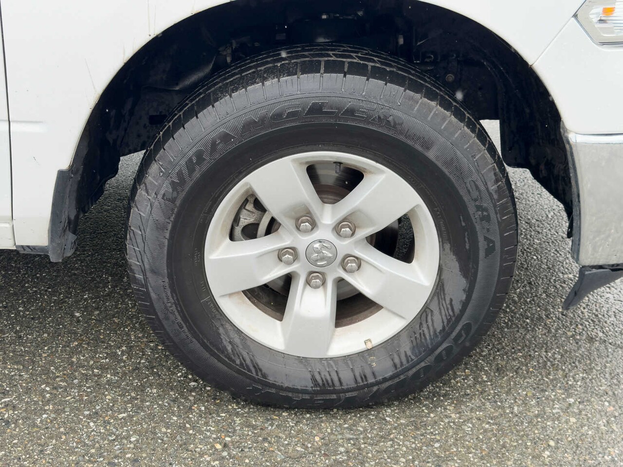 2024 Ram 1500 Classic SLT - Image 18