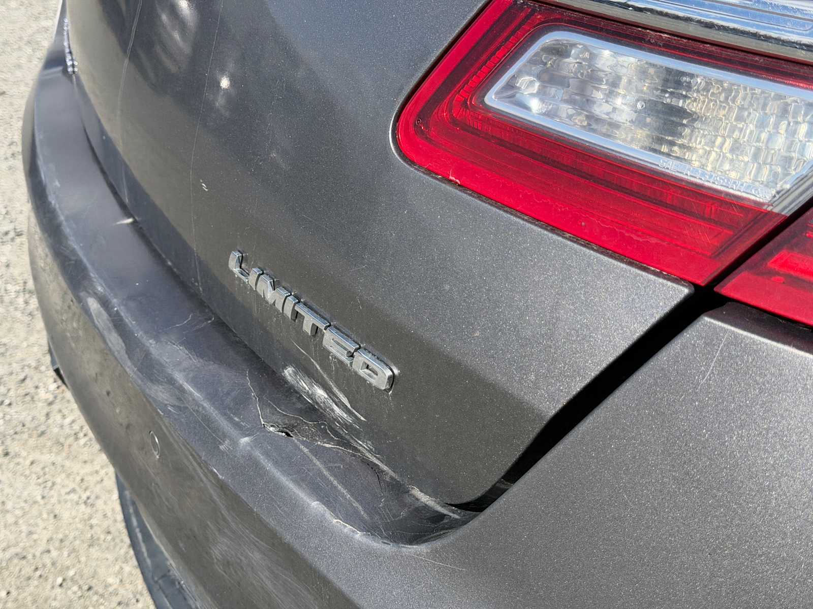 Thumbnail: 2013 Ford Taurus - 21