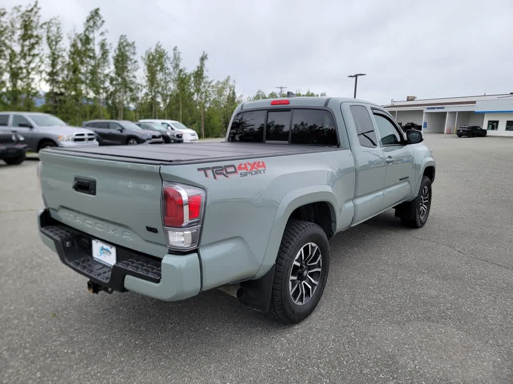 2022 Toyota Tacoma SR 5