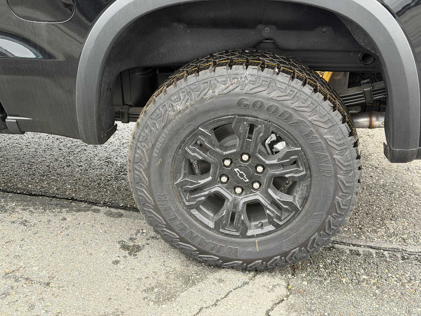 2026 Chevrolet Silverado 1500 ZR2 - Photo 14