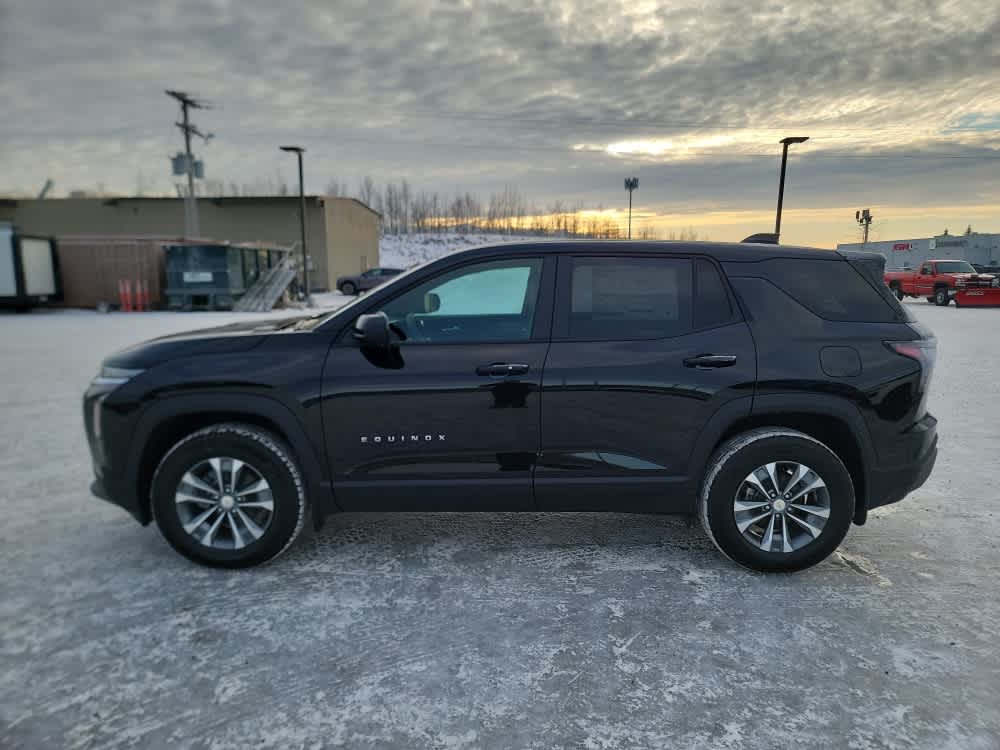 Thumbnail: 2026 Chevrolet Equinox - 2