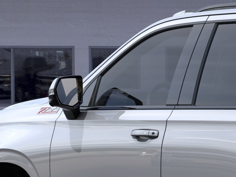 2027 Chevrolet Tahoe Z71 - Photo 12