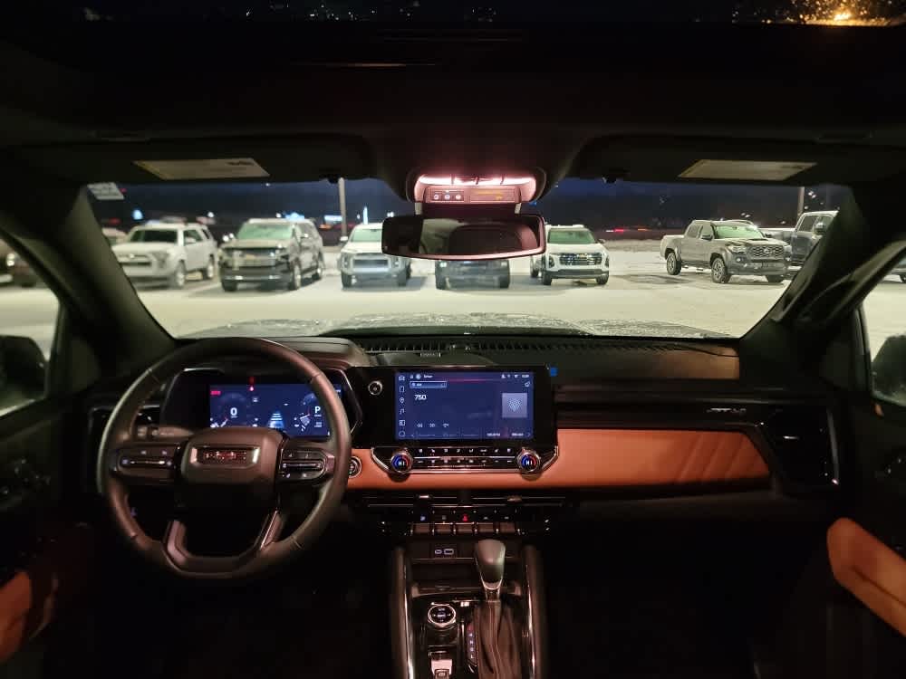 Thumbnail: 2025 GMC Canyon - 25