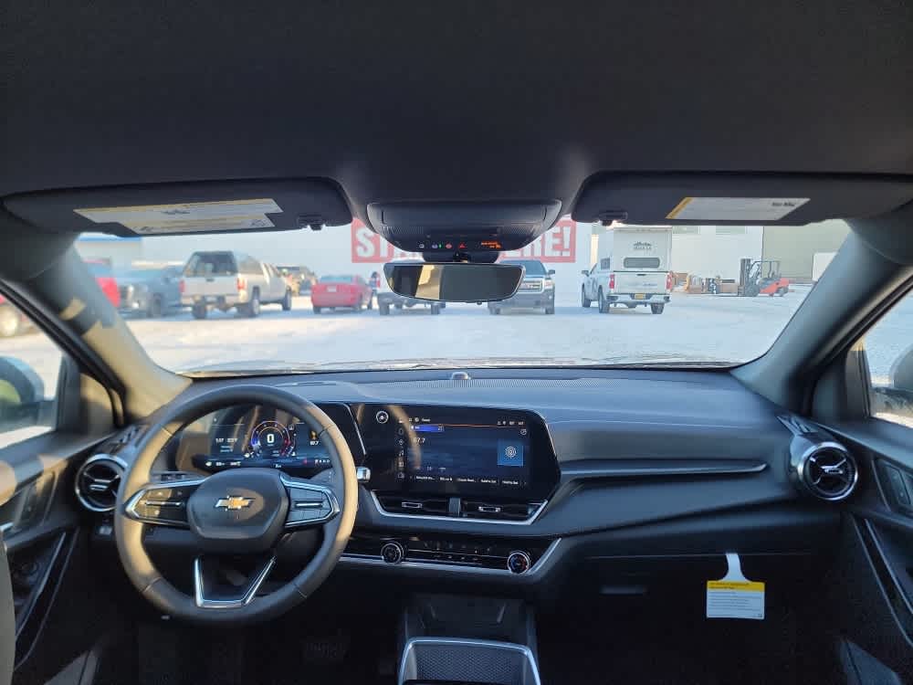 Thumbnail: 2026 Chevrolet Equinox - 24