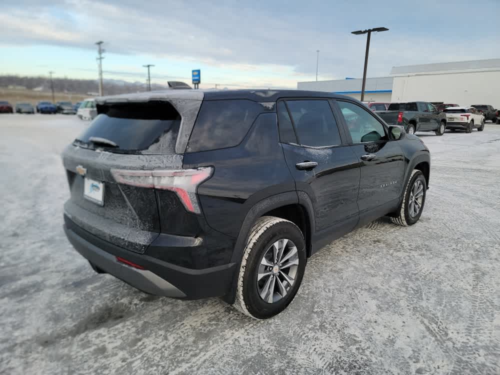 Thumbnail: 2026 Chevrolet Equinox - 5