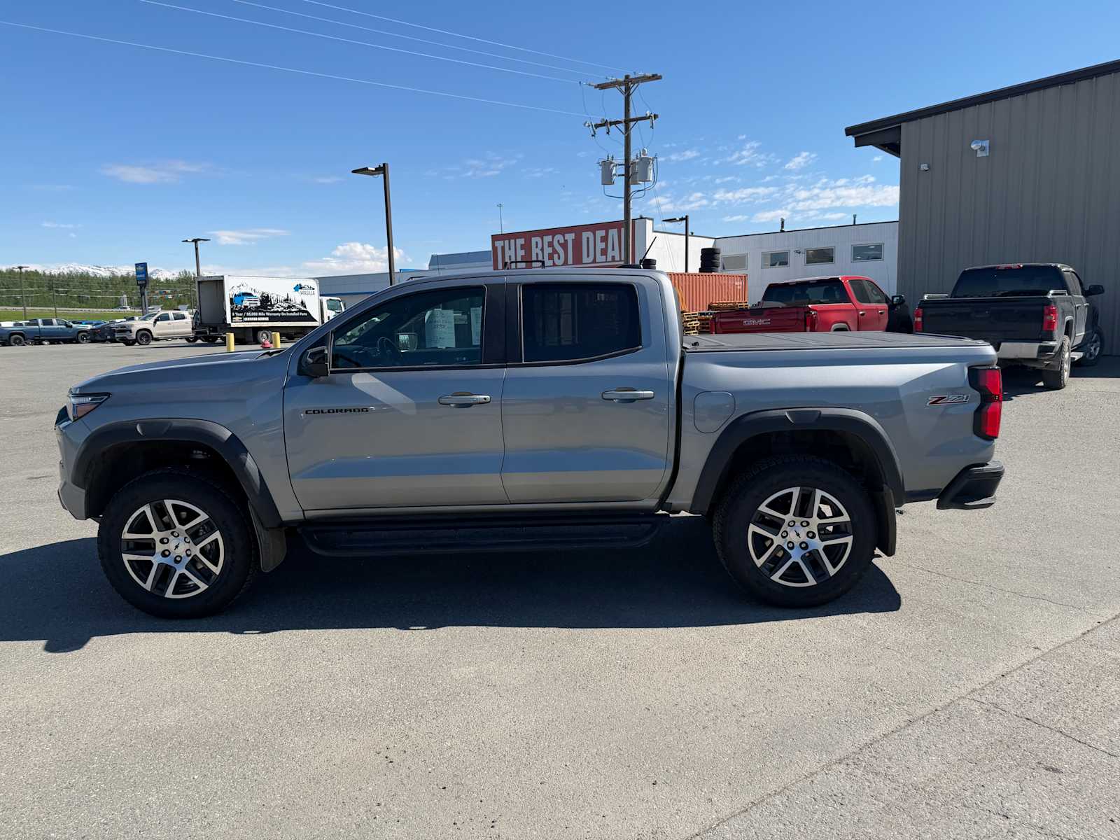 Thumbnail: 2023 Chevrolet Colorado - 2
