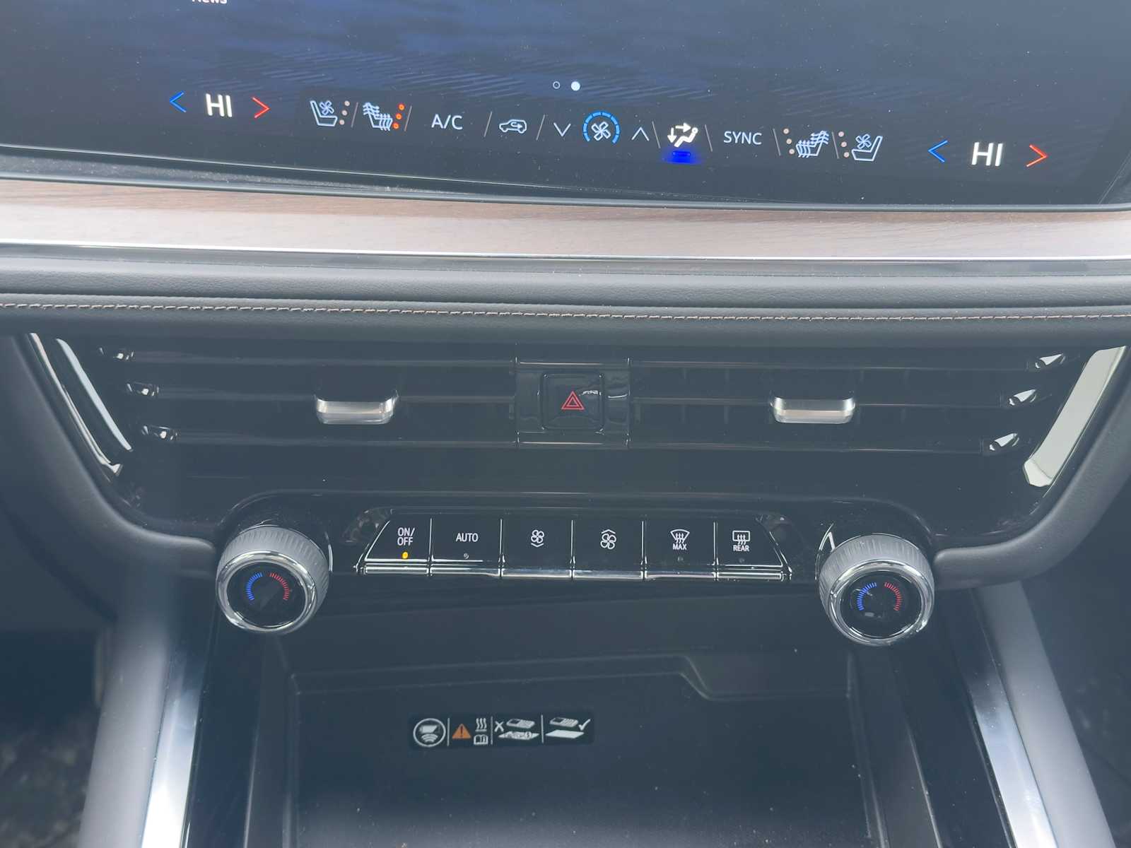 Thumbnail: 2025 Chevrolet Tahoe - 15