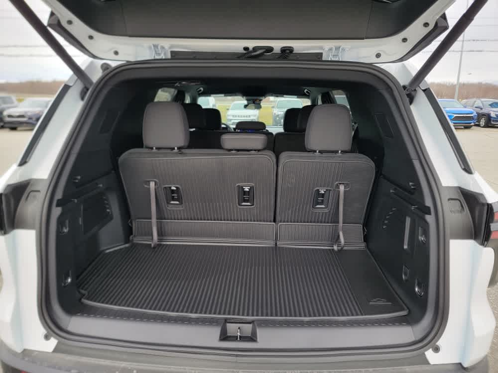 Thumbnail: 2026 Chevrolet Traverse - 21