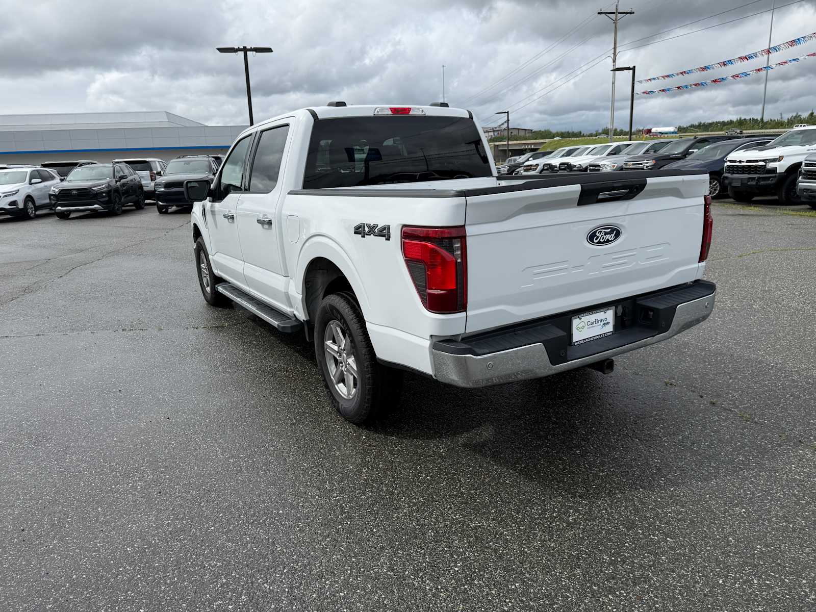 2024 Ford F-150 XLT - Photo 17