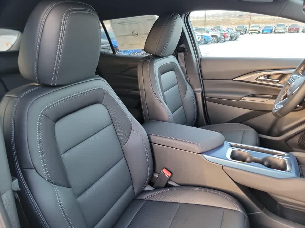 Thumbnail: 2026 Chevrolet Equinox - 18