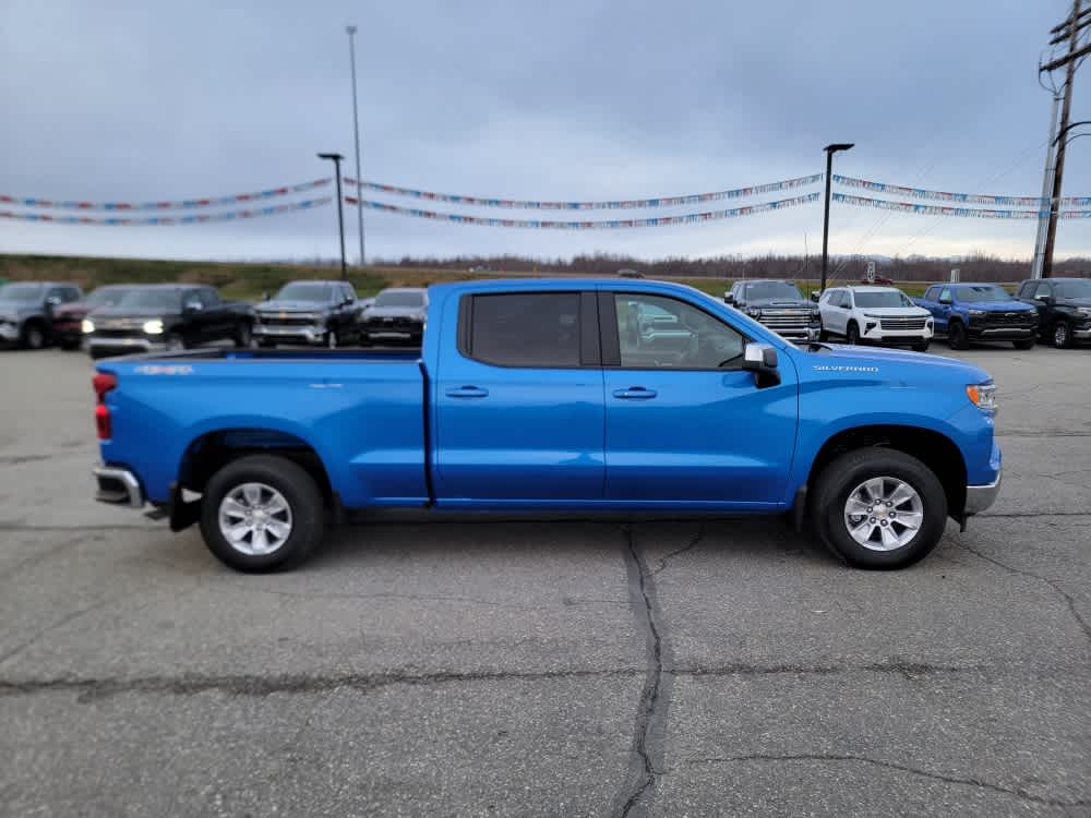 Thumbnail: 2026 Chevrolet Silverado 1500 - 6