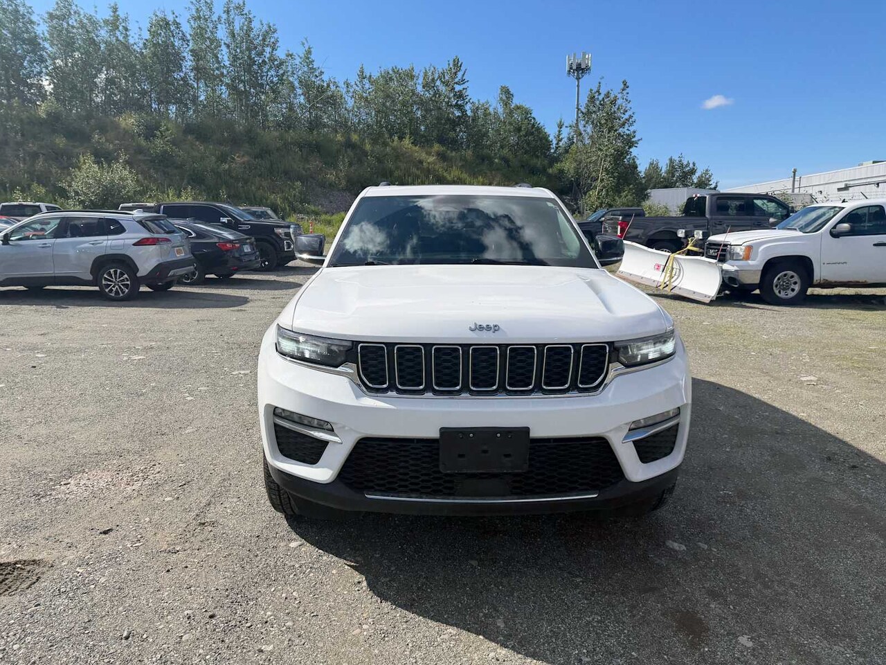2024 Jeep Grand Cherokee 4xe - Image 4