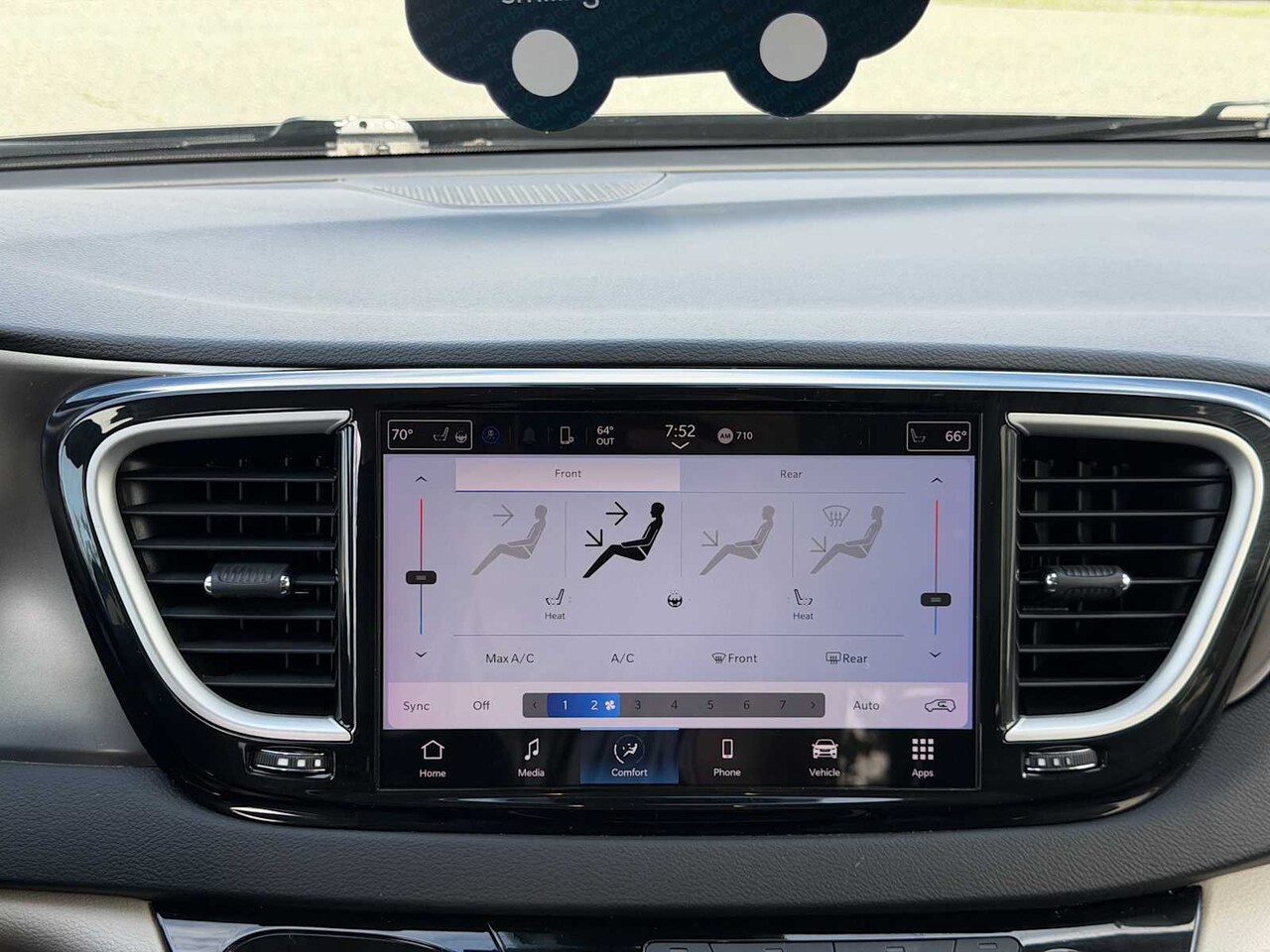 2023 Chrysler Pacifica Touring L - Image 19