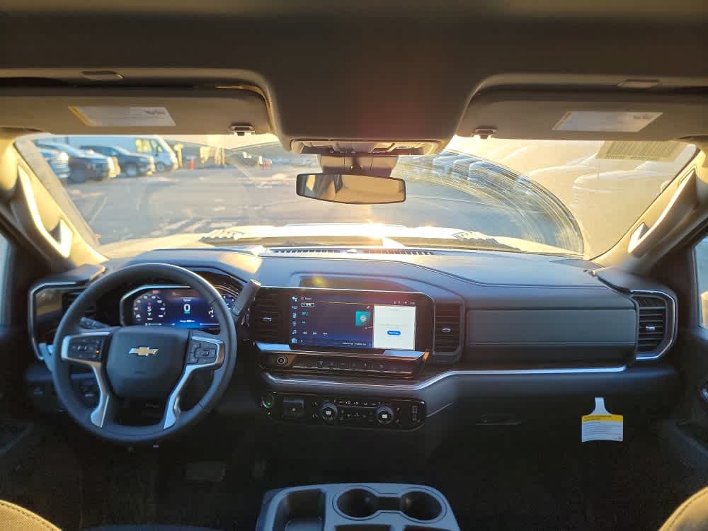 Thumbnail: 2026 Chevrolet Silverado 2500 - 24