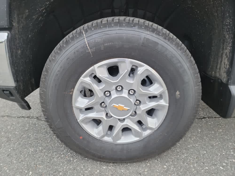 Thumbnail: 2026 Chevrolet Silverado 2500 - 9