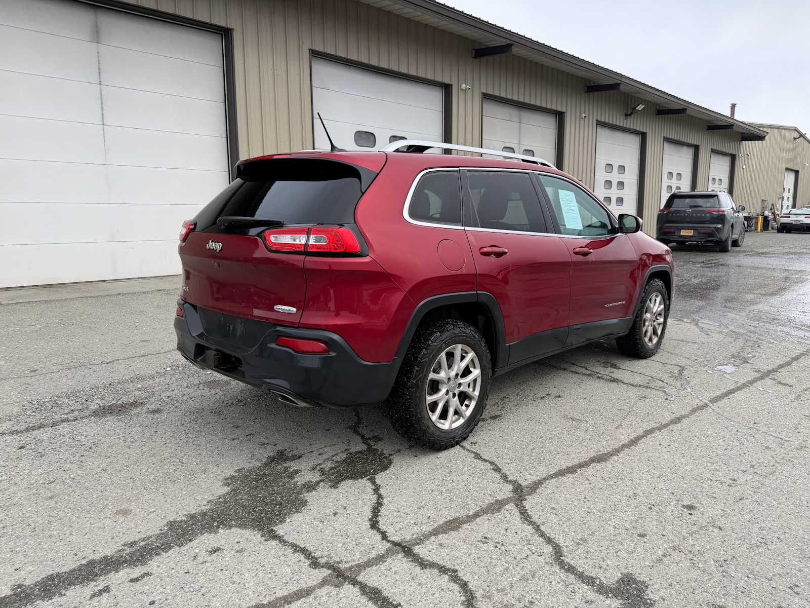 Thumbnail: 2015 Jeep Cherokee - 7