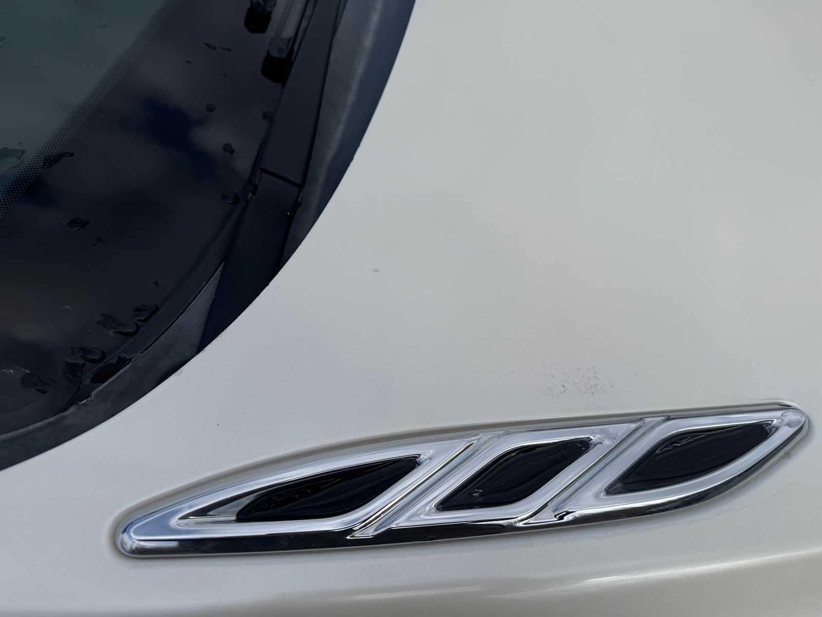 Thumbnail: 2013 Buick Verano - 22