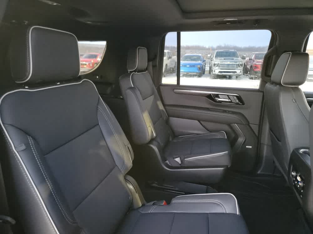 Thumbnail: 2026 Chevrolet Suburban - 20