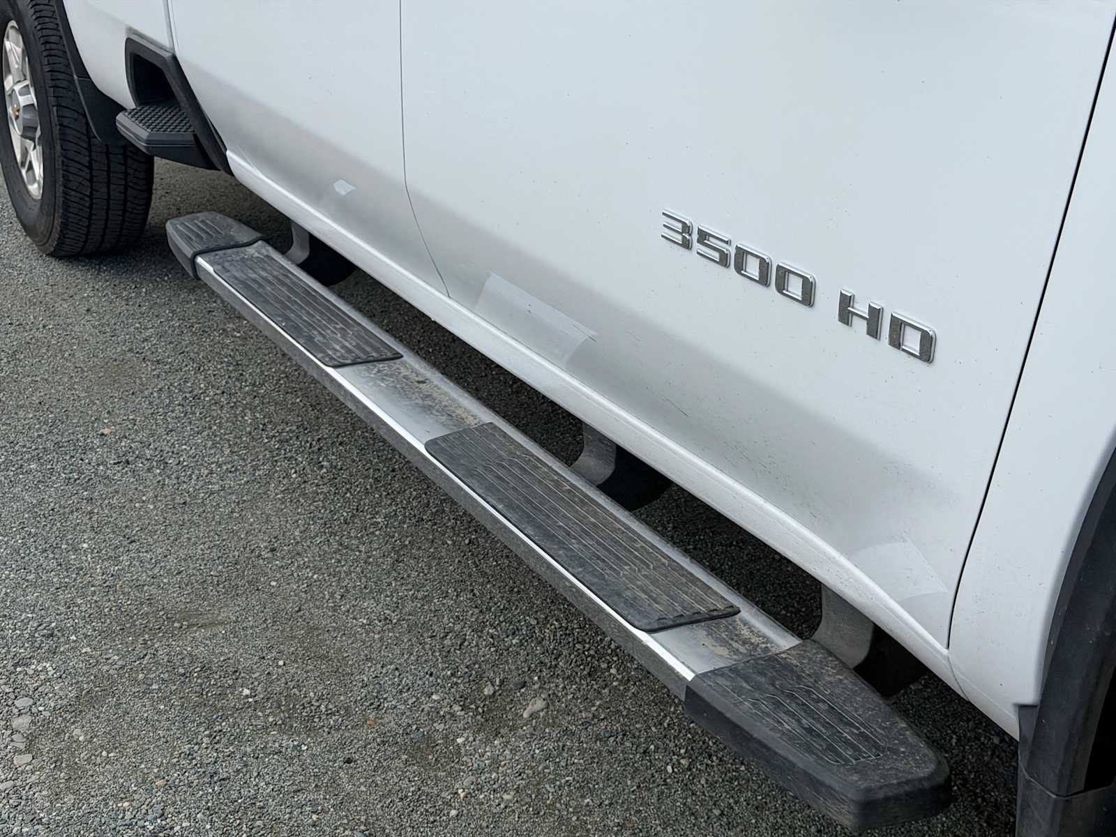 2025 Chevrolet Silverado 3500HD LT - Photo 19